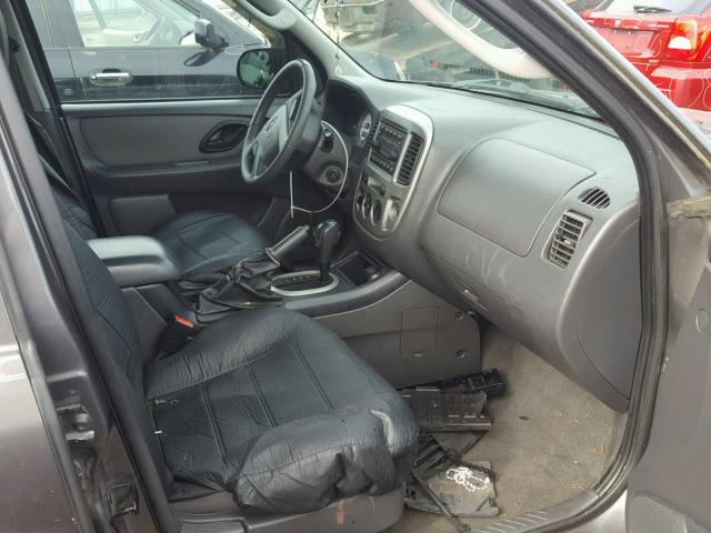 1FMYU93165KA05923 - 2005 FORD ESCAPE XLT GRAY photo 5