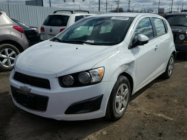 1G1JA6SG7E4110888 - 2014 CHEVROLET SONIC LS WHITE photo 2