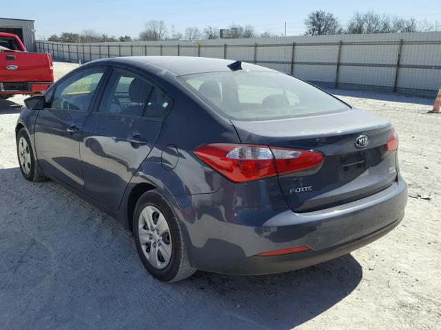 KNAFK4A69G5576582 - 2016 KIA FORTE LX GRAY photo 3