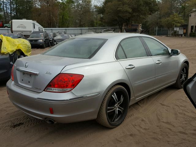 JH4KB16657C001995 - 2007 ACURA RL SILVER photo 4