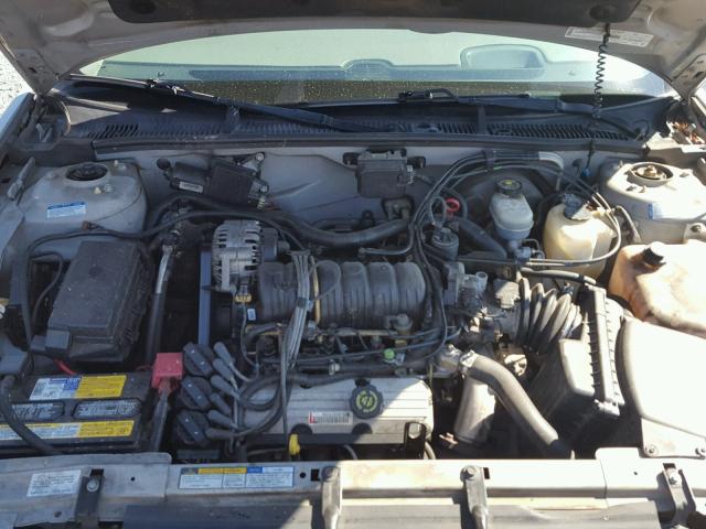 1G4CW52K7W4637858 - 1998 BUICK PARK AVENU SILVER photo 7