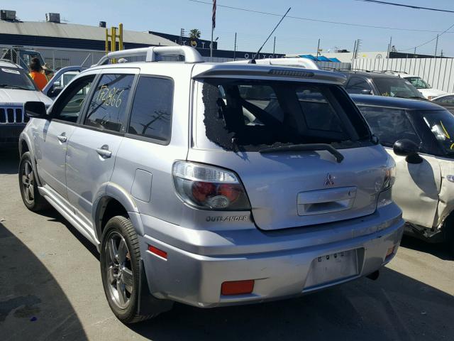 JA4LX41F46U020685 - 2006 MITSUBISHI OUTLANDER SILVER photo 3