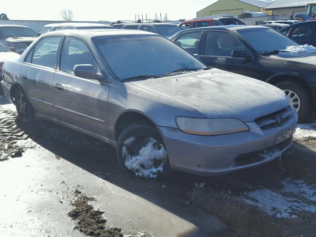 1HGCG5653YA058975 - 2000 HONDA ACCORD EX SILVER photo 1