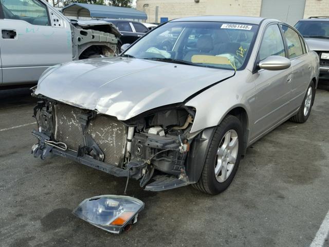 1N4AL11D05C198268 - 2005 NISSAN ALTIMA S GOLD photo 2