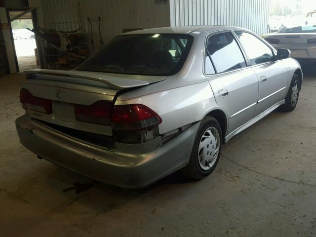 1HGCG16582A024207 - 2002 HONDA ACCORD EX SILVER photo 4