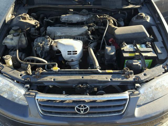 4T1BG28K6YU741145 - 2000 TOYOTA CAMRY CE GRAY photo 7