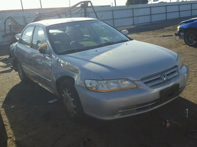 1HGCG66522A106012 - 2002 HONDA ACCORD LX GRAY photo 1