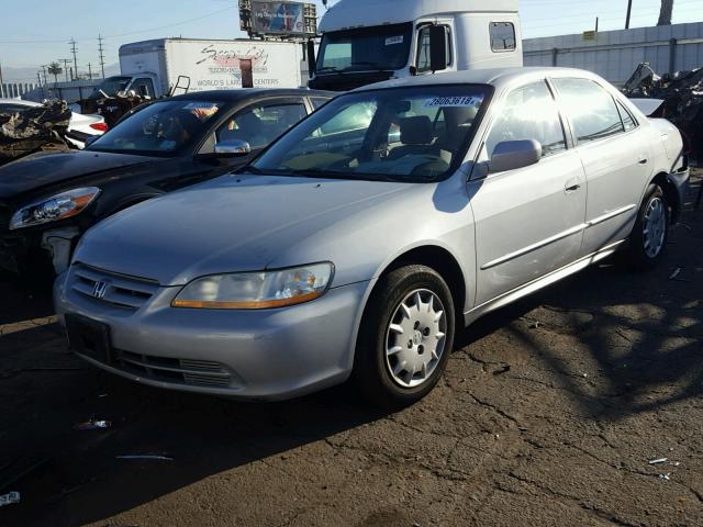 1HGCG66522A106012 - 2002 HONDA ACCORD LX GRAY photo 2