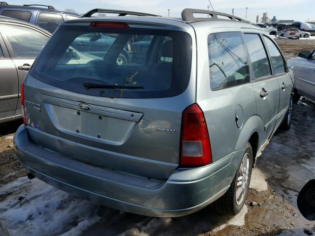 1FAFP36N25W154259 - 2005 FORD FOCUS ZXW GRAY photo 4