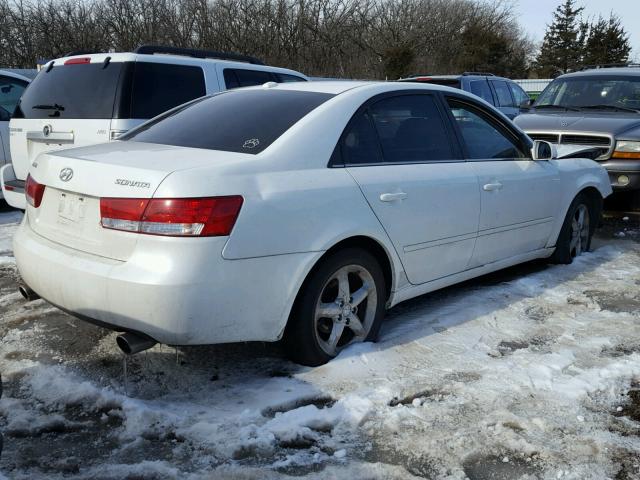 5NPEU46F27H284550 - 2007 HYUNDAI SONATA SE WHITE photo 4