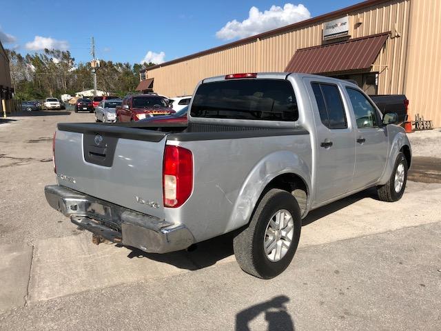 1N6AD0EV8EN737984 - 2014 NISSAN FRONTIER S SILVER photo 4