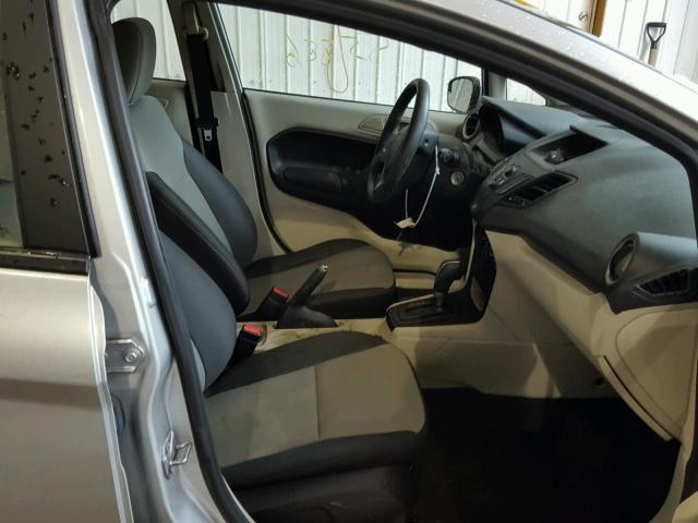 3FADP4AJ8DM224315 - 2013 FORD FIESTA S SILVER photo 5