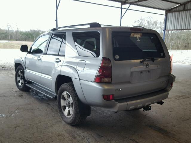 JTEZU14R250057488 - 2005 TOYOTA 4RUNNER SR SILVER photo 3