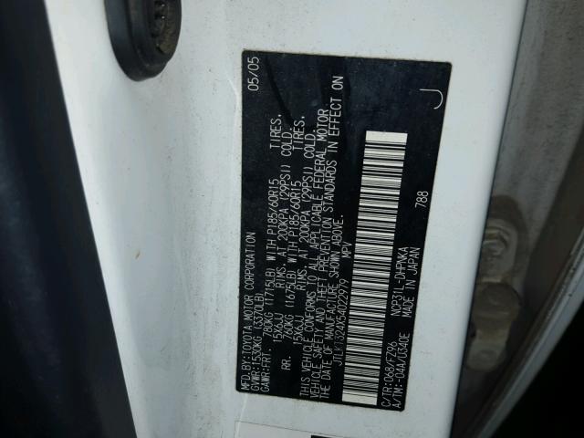 JTLKT324X54022979 - 2005 TOYOTA SCION XB WHITE photo 10