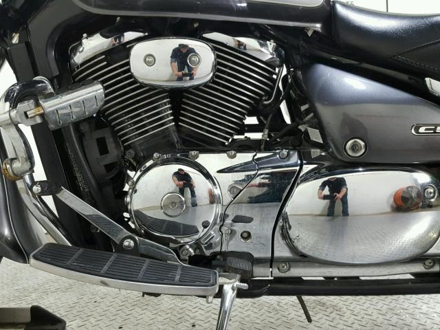 JS1VS55A692104860 - 2009 SUZUKI VL800 SILVER photo 11