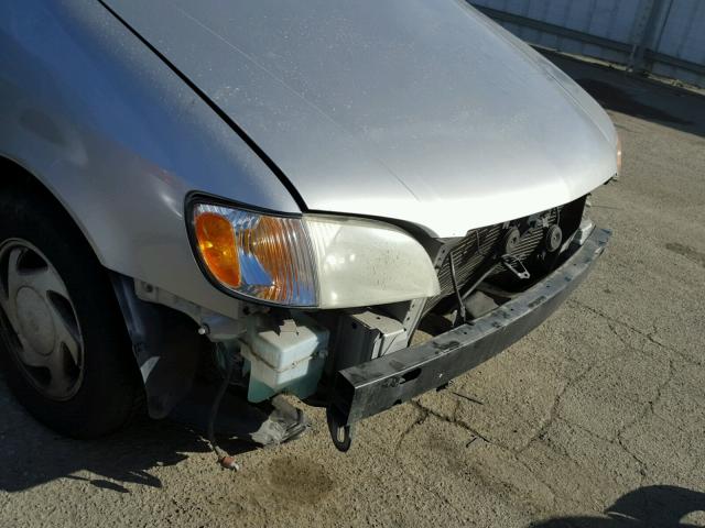 4T3ZF13C02U500840 - 2002 TOYOTA SIENNA LE GRAY photo 9