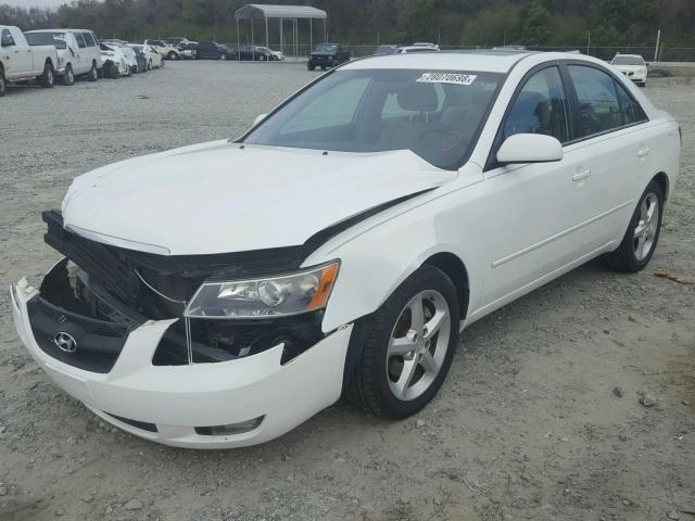 5NPEU46F17H172676 - 2007 HYUNDAI SONATA SE WHITE photo 2