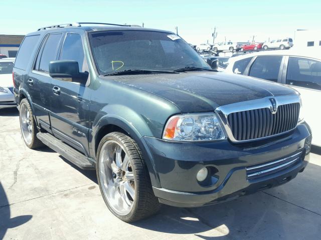 5LMFU27R03LJ33027 - 2003 LINCOLN NAVIGATOR GREEN photo 1