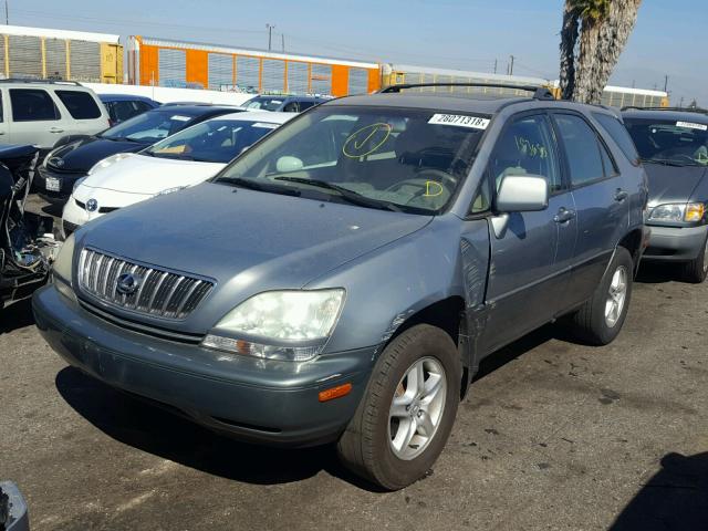 JTJGF10U910095520 - 2001 LEXUS RX 300 GRAY photo 2