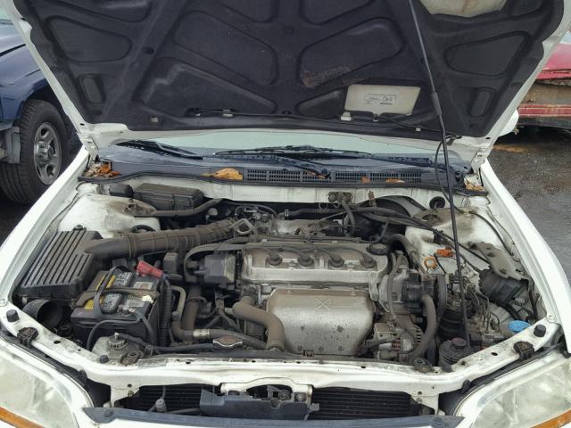 JHMCG66891C007990 - 2001 HONDA ACCORD EX WHITE photo 7