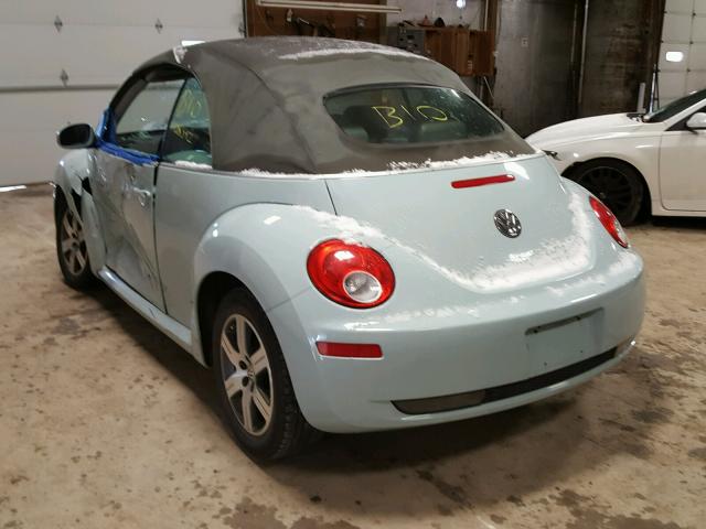 3VWRF31YX6M304810 - 2006 VOLKSWAGEN NEW BEETLE 蓝色 照片 3