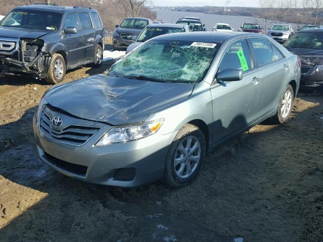 4T4BF3EK6BR112785 - 2011 TOYOTA CAMRY BASE BLUE photo 2