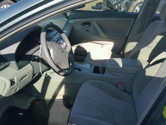 4T4BF3EK6BR112785 - 2011 TOYOTA CAMRY BASE BLUE photo 5