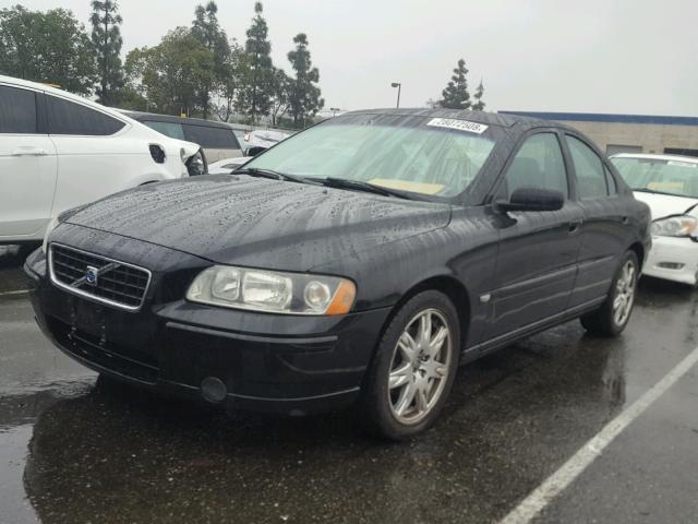 YV1RS592252477943 - 2005 VOLVO S60 2.5T BLACK photo 2