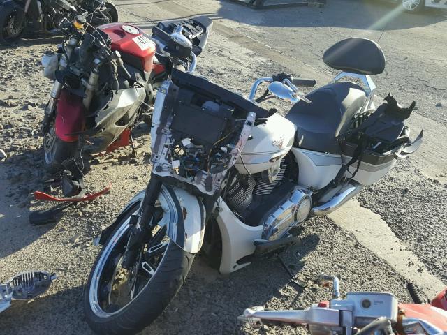 5VPYW36N7G3051351 - 2016 VICTORY MOTORCYCLES MAGNUM 白色 照片 2