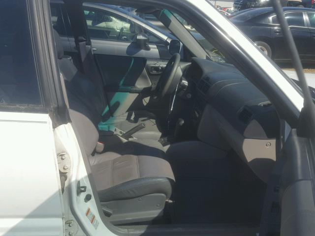 JF1SF65642H733878 - 2002 SUBARU FORESTER S 白色 照片 5