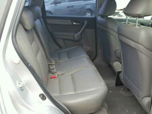 5J6RE38349L014093 - 2009 HONDA CR-V LX SILVER photo 6