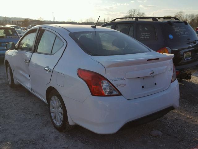 3N1CN7AP7GL905743 - 2016 NISSAN VERSA S WHITE photo 3