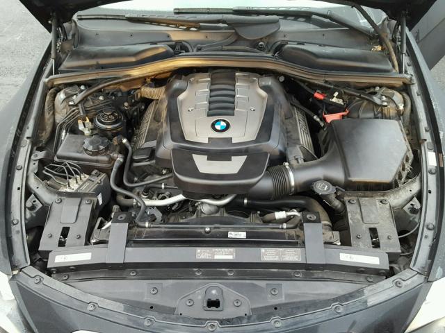 WBAEB53518CX62636 - 2008 BMW 650 I შავი ფოტო 7