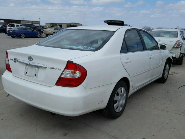 JTDBE32K930236659 - 2003 TOYOTA CAMRY LE WHITE photo 4