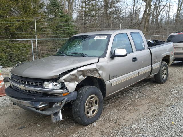 1GCEK19T32Z105424 - 2002 CHEVROLET SILVERADO BEIGE photo 2