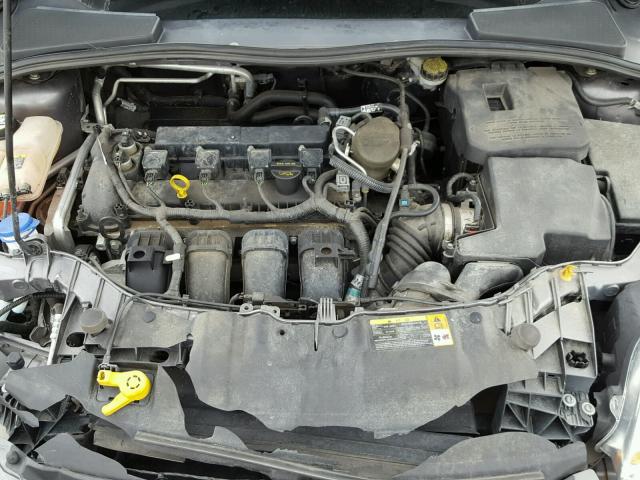 1FAHP3F2XCL150425 - 2012 FORD FOCUS SE GRAY photo 7