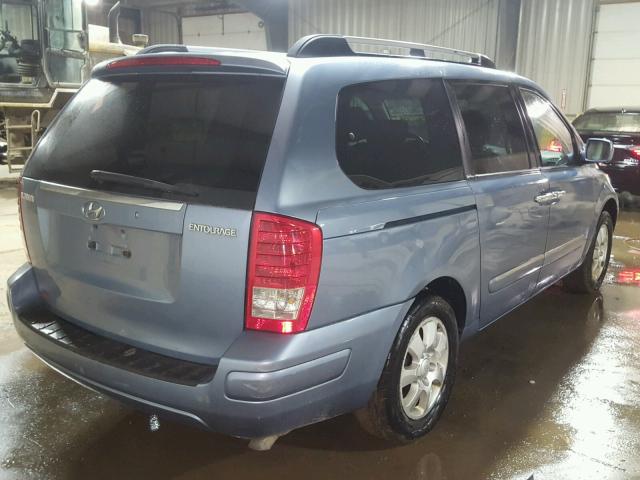 KNDMC233076029340 - 2007 HYUNDAI ENTOURAGE BLUE photo 4