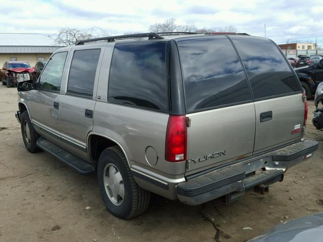 1GKEK13R1XJ783323 - 1999 GMC DENALI BEIGE photo 3