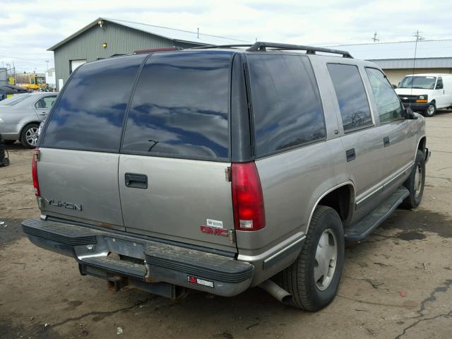 1GKEK13R1XJ783323 - 1999 GMC DENALI BEIGE photo 4