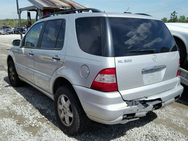 4JGAB75E52A349059 - 2002 MERCEDES-BENZ ML500 SILVER photo 3