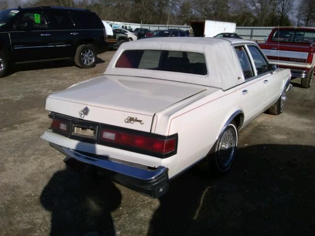 1C3BF66PXFX650392 - 1985 CHRYSLER FIFTH AVEN WHITE photo 4