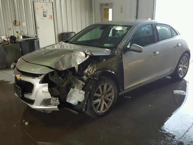 1G11E5SA7GF168825 - 2016 CHEVROLET MALIBU LIM SILVER photo 2