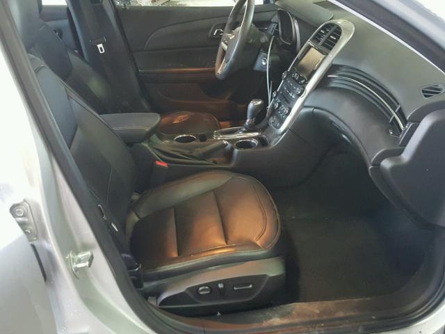 1G11E5SA7GF168825 - 2016 CHEVROLET MALIBU LIM SILVER photo 5