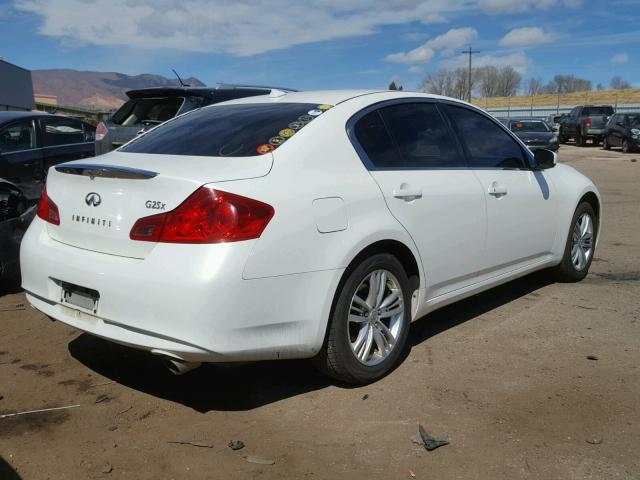 JN1DV6AR9CM862295 - 2012 INFINITI G25 WHITE photo 4