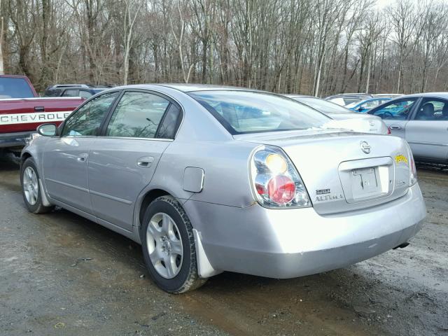 1N4AL11D53C218074 - 2003 NISSAN ALTIMA BAS SILVER photo 3