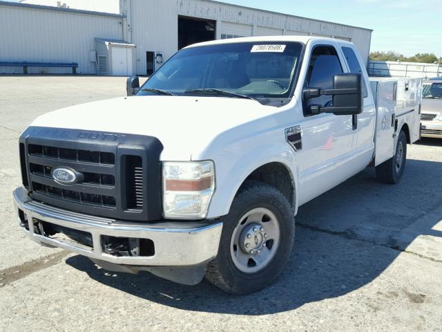 1FTSX20R28EB99436 - 2008 FORD F250 SUPER WHITE photo 2