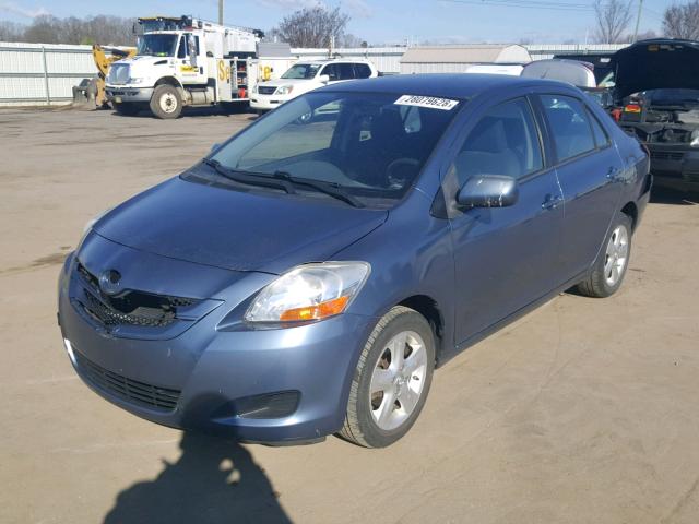 JTDBT923784021377 - 2008 TOYOTA YARIS BLUE photo 2