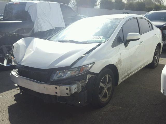 2HGFB2F77FH529519 - 2015 HONDA CIVIC SE WHITE photo 2