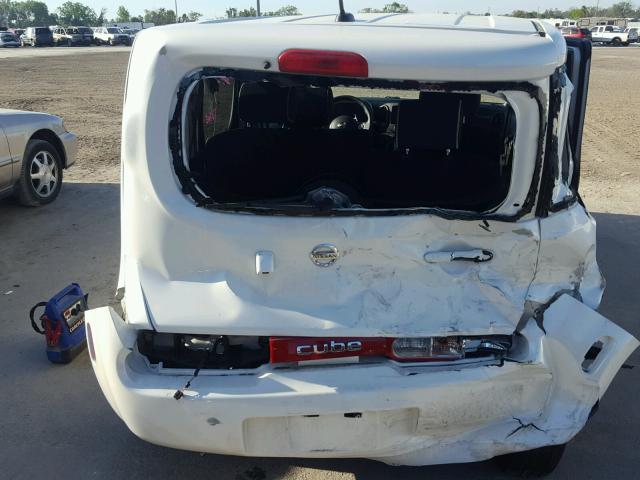 JN8AZ2KR6CT255745 - 2012 NISSAN CUBE BASE WHITE photo 9