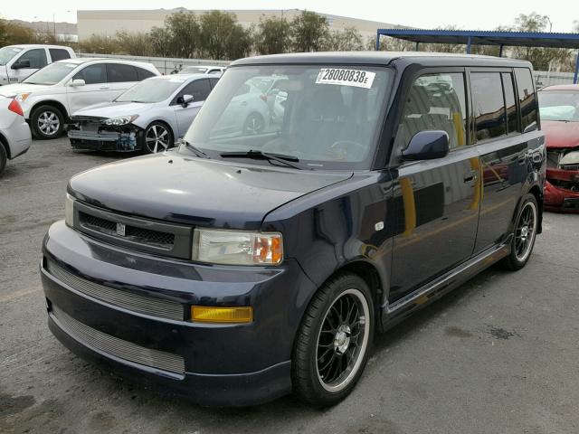 JTLKT324840148165 - 2004 TOYOTA SCION XB BLUE photo 2